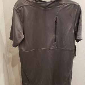 Athletic shirt